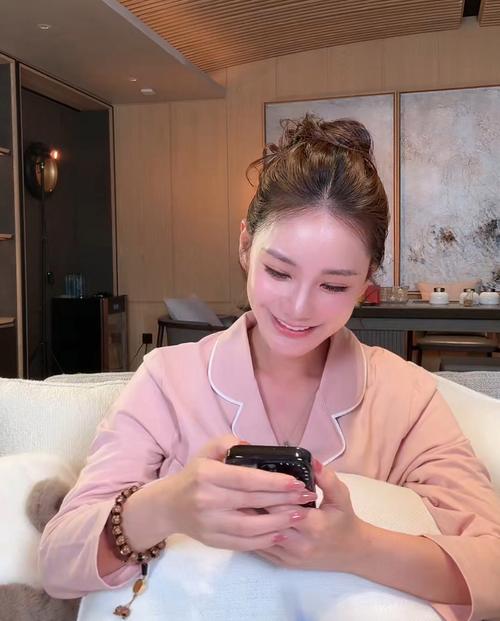 明星顺产经历_女明星顺产生孩子_娱乐圈顺产的女明星