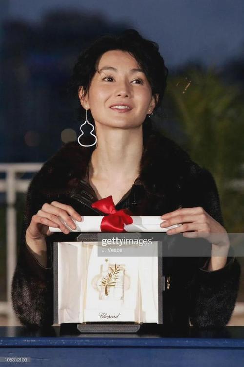 明星姓张女中国有哪些_中国姓张的女明星_明星姓张女中国有多少人